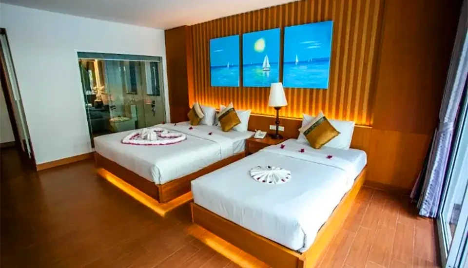 هتل فی فی هاربر ویو